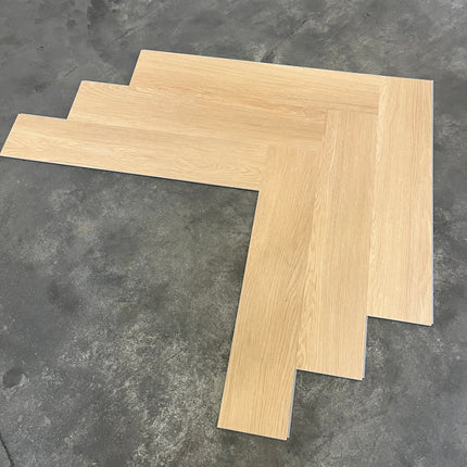Rigid click PVC visgraat vanille oak 5,5mm geïntegreerde ondervloer