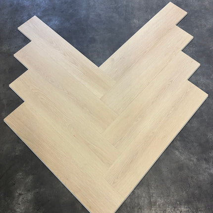 Rigid click PVC visgraat S02 beige 6mm geïntegreerde ondervloer