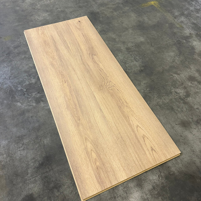 Lot 26m2 laminaat heaven oak breed 8mm
