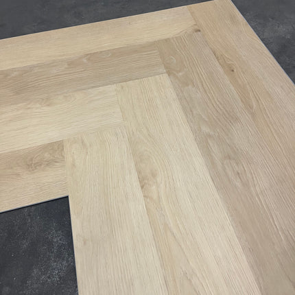 Rigid click PVC visgraat botanisch beige 5,3mm geïntegreerde ondervloer