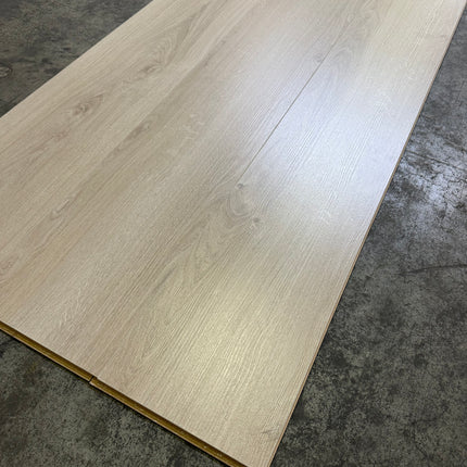 Lot 17,4m2 laminaat legato licht 8mm