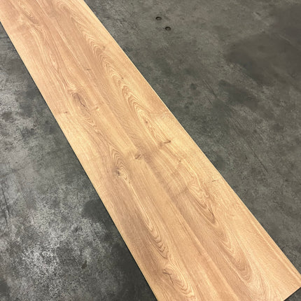Lot 23,3m2 laminaat warm natural XL 8mm