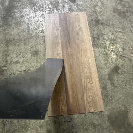 Dryback PVC chocolate pine 2mm