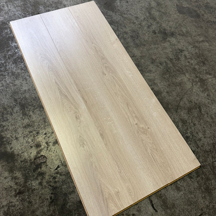 Lot 17,4m2 laminaat legato licht 8mm