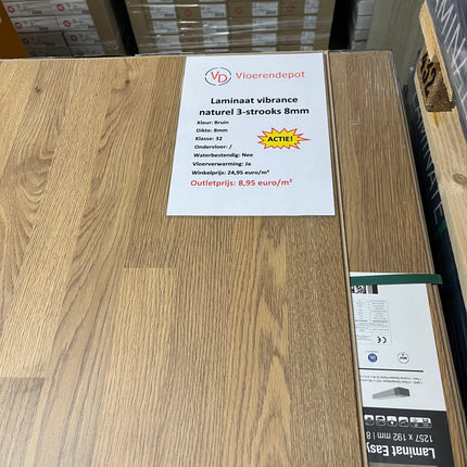 Laminaat vibrance naturel 3-strooks 8mm