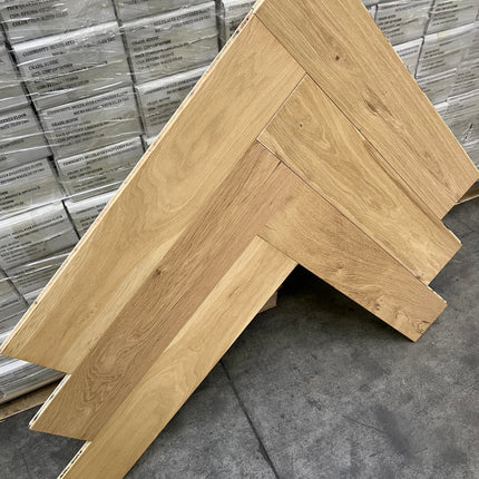 Lot 10,8m2 parket half-massief eik visgraat invisible 14mm/3mm