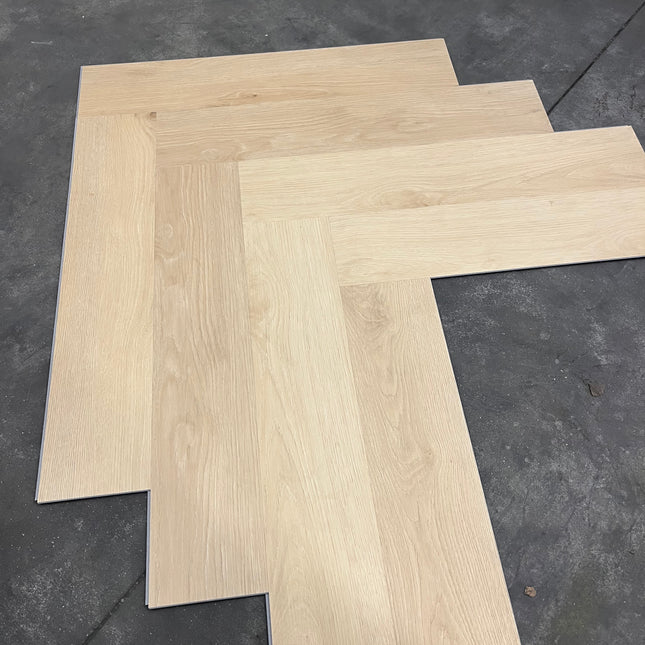 Rigid click PVC visgraat botanisch beige 5,3mm geïntegreerde ondervloer