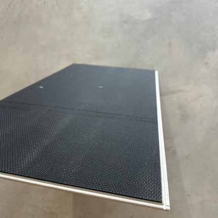 Rigid click PVC tile concrete grey 5,5mm geïntegreerde ondervloer